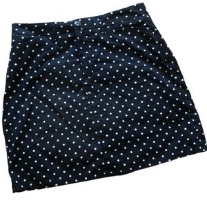 Croft & Barrow polka-dot skort- size 8